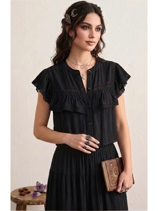 Day + Moon Tops - Day + Moon Button Up Flutter Sleeve Ruffle Whimsigoth Top Crochet Detailing